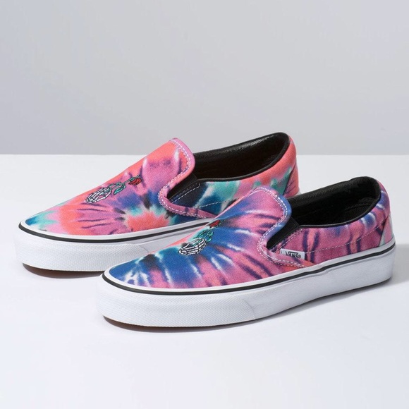 [ nib ] Vans Classic Slip-On Sneakers - Picture 2 of 7